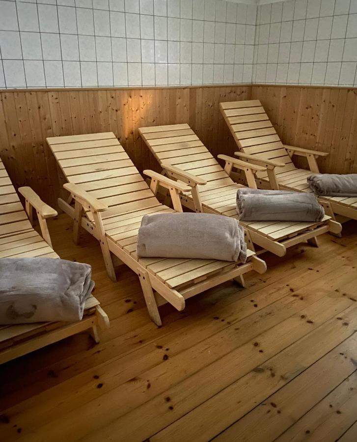 Garni Hotel Pyramida 海布 外观 照片