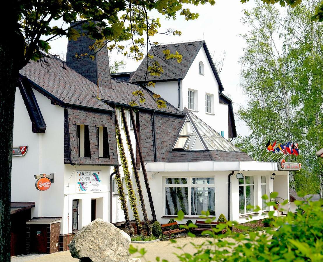 Garni Hotel Pyramida 海布 外观 照片